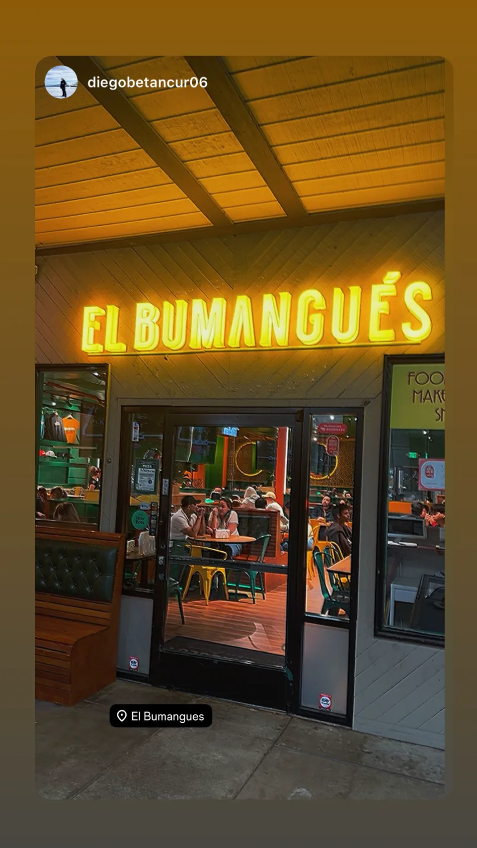 Entrada de El Bumangues en San Jose